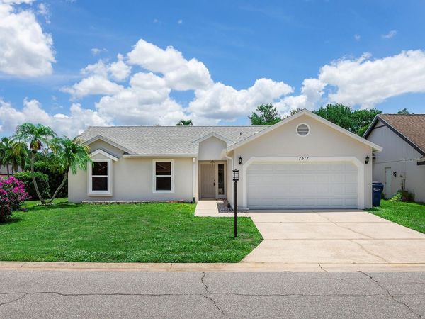 7517 38TH STREET CIRCLE E, SARASOTA, FL 34243