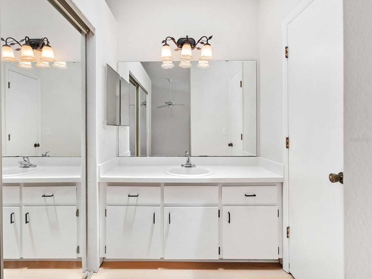 7517 38th Street Circle E, Sarasota, FL 34243 Photo