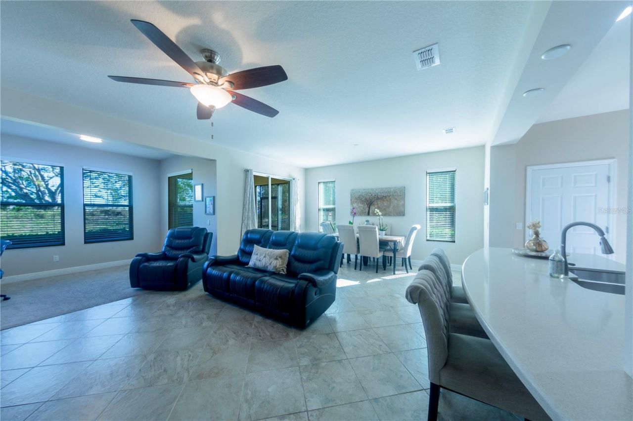 17459 Chateau Pine Way, Clermont, FL 34711 Photo