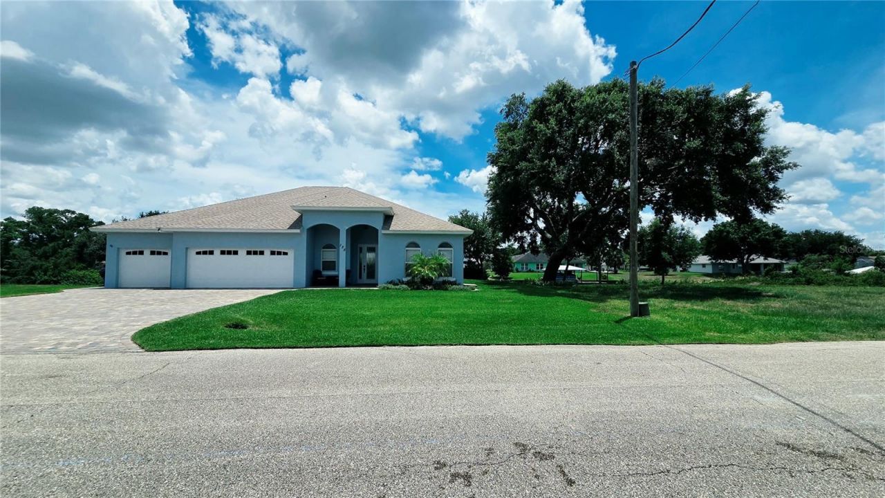 135 Citrus Road Ne, Lake Placid, FL 33852 Photo