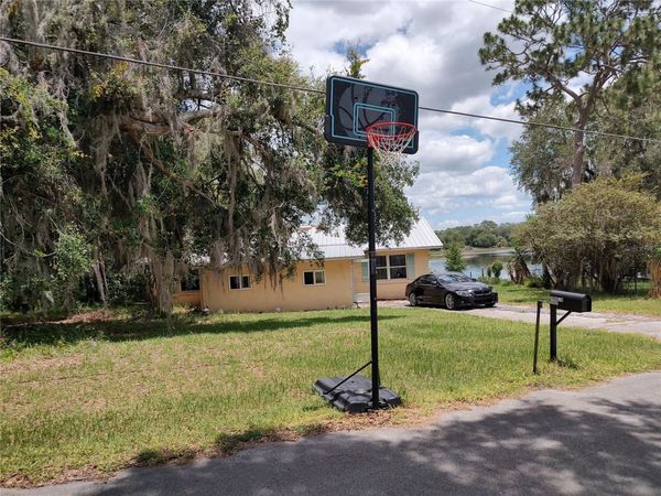 16885 SE 71ST STREET , OCKLAWAHA, FL 32179