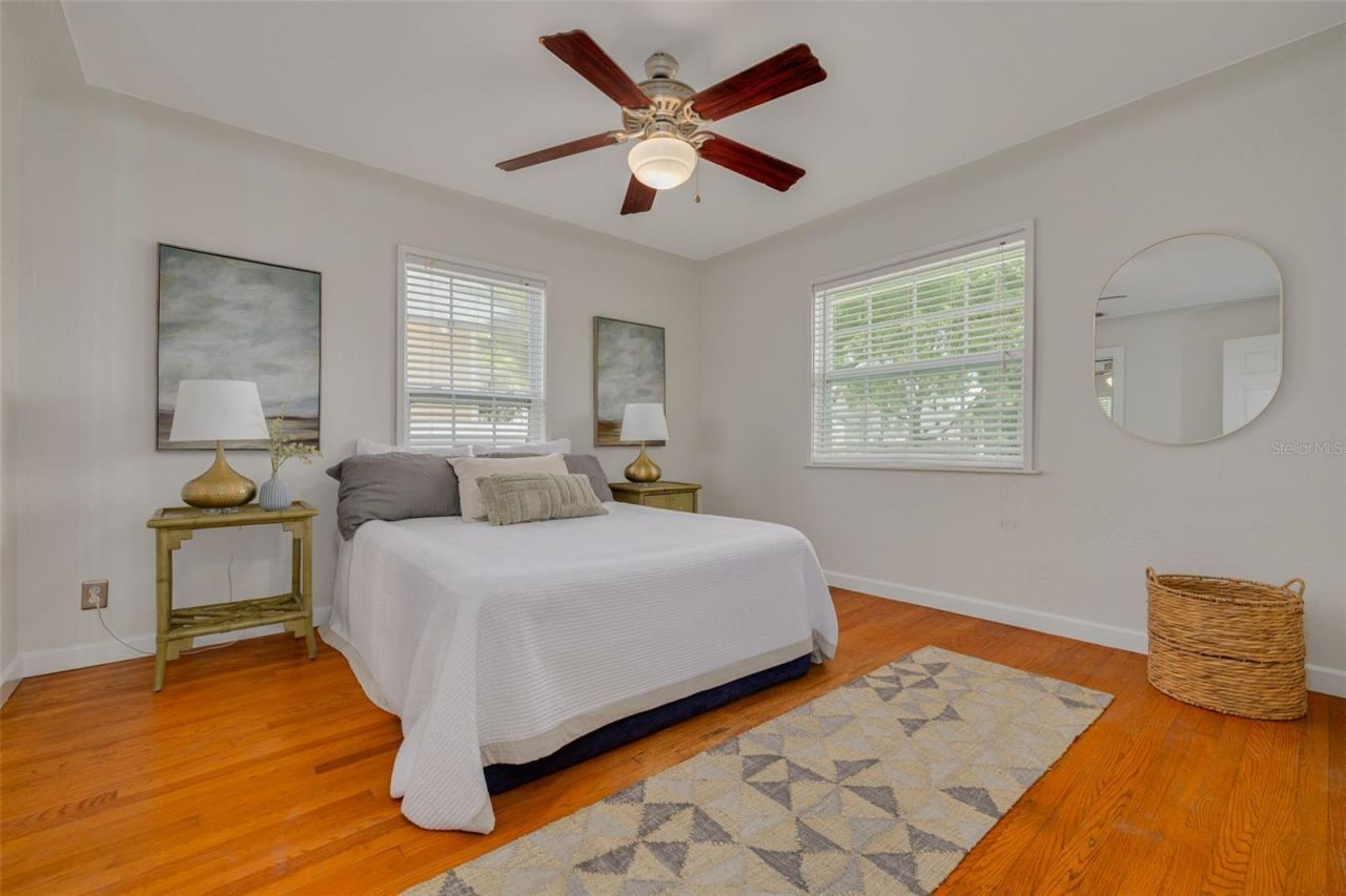 445 25th Avenue N, Saint Petersburg, FL 33704 Photo