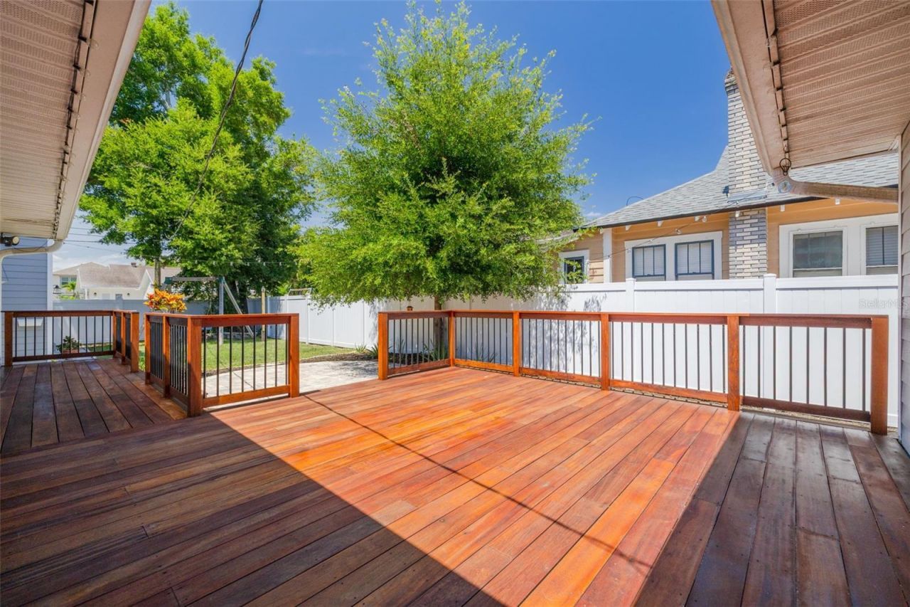445 25th Avenue N, Saint Petersburg, FL 33704 Photo