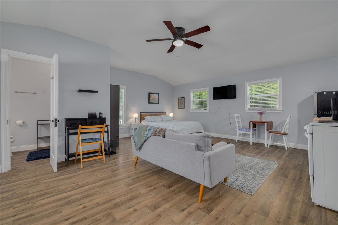 445 25th Avenue N, Saint Petersburg, FL 33704 Photo