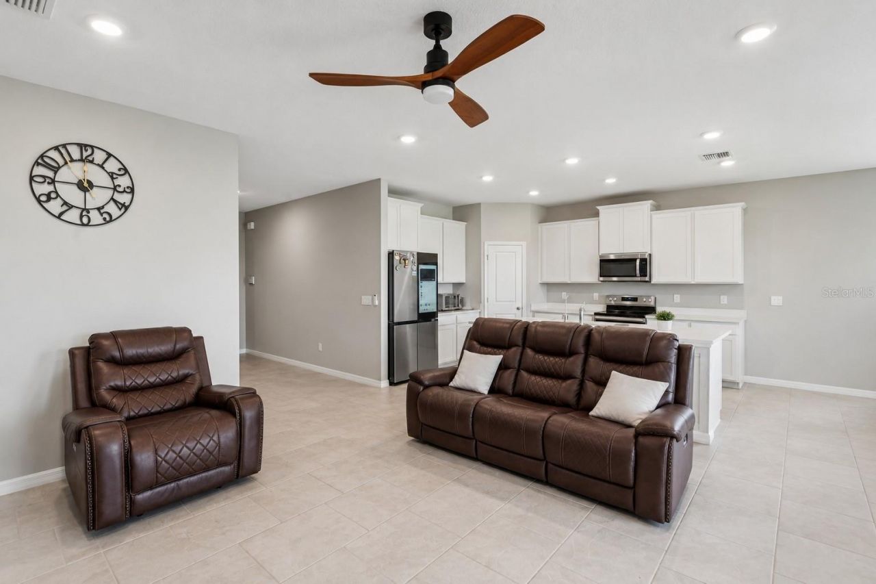 33508 Darley Dale Trail , Wesley Chapel, FL 33545 Photo