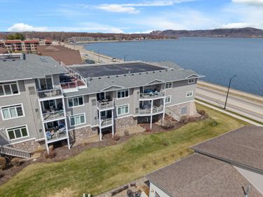 1215 N Lakeshore Drive, Unit 205, Lake City, MN 55041