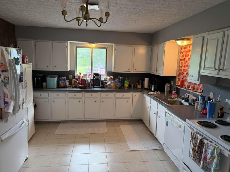 7956 Big Walnut Road , Westerville, OH 43082 Photo 9