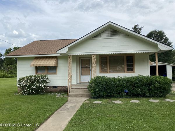 811 Morgan Avenue, Natchez, MS 39120