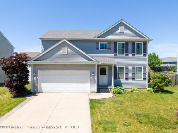 60 Lake Ridge Drive, Mason, MI 48854