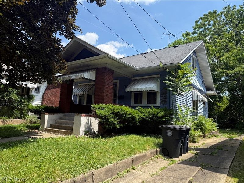 1011 Chalker Street, Akron, OH 44310 Photo 3