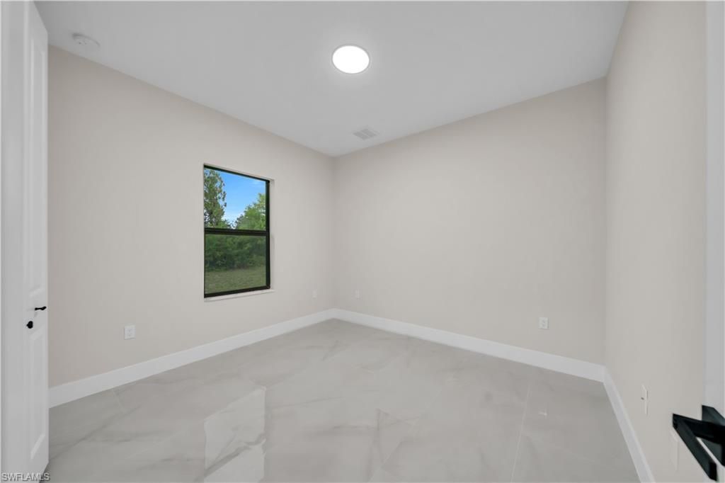 734 Theodore Vail St E, Lehigh Acres, FL 33974 Photo