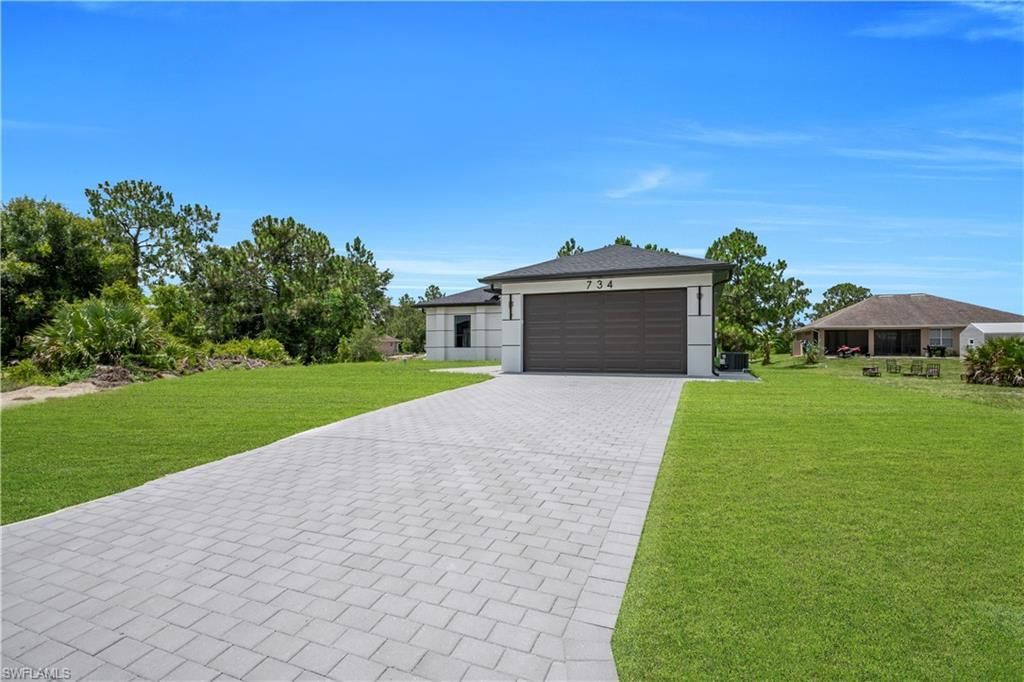 734 Theodore Vail St E, Lehigh Acres, FL 33974 Photo
