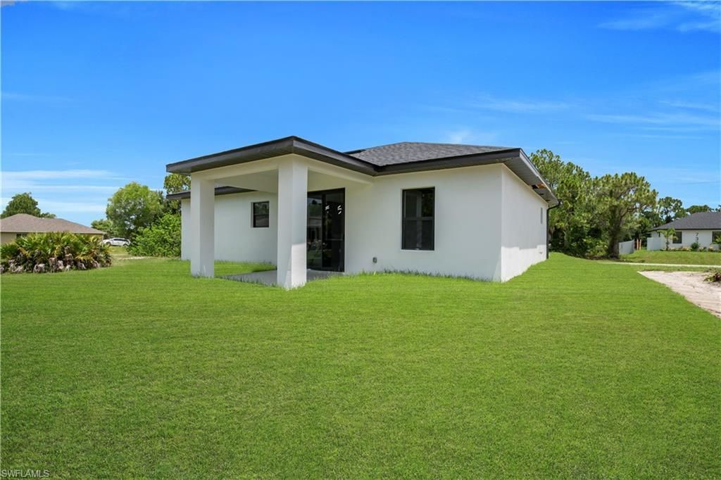 734 Theodore Vail St E, Lehigh Acres, FL 33974 Photo