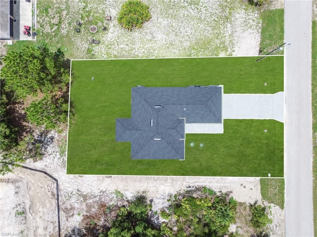 734 Theodore Vail St E, Lehigh Acres, FL 33974 Photo