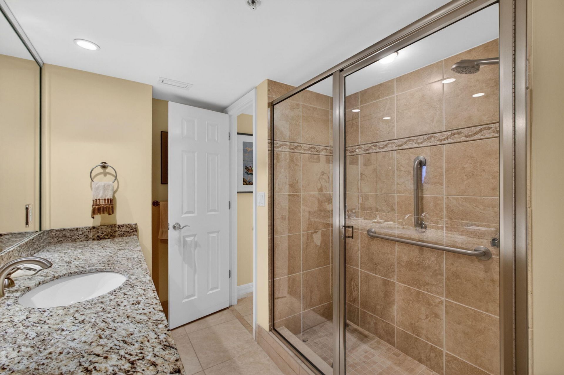 3000 N Ocean Drive, Unit 31 B, Singer Island, FL 33404 Photo