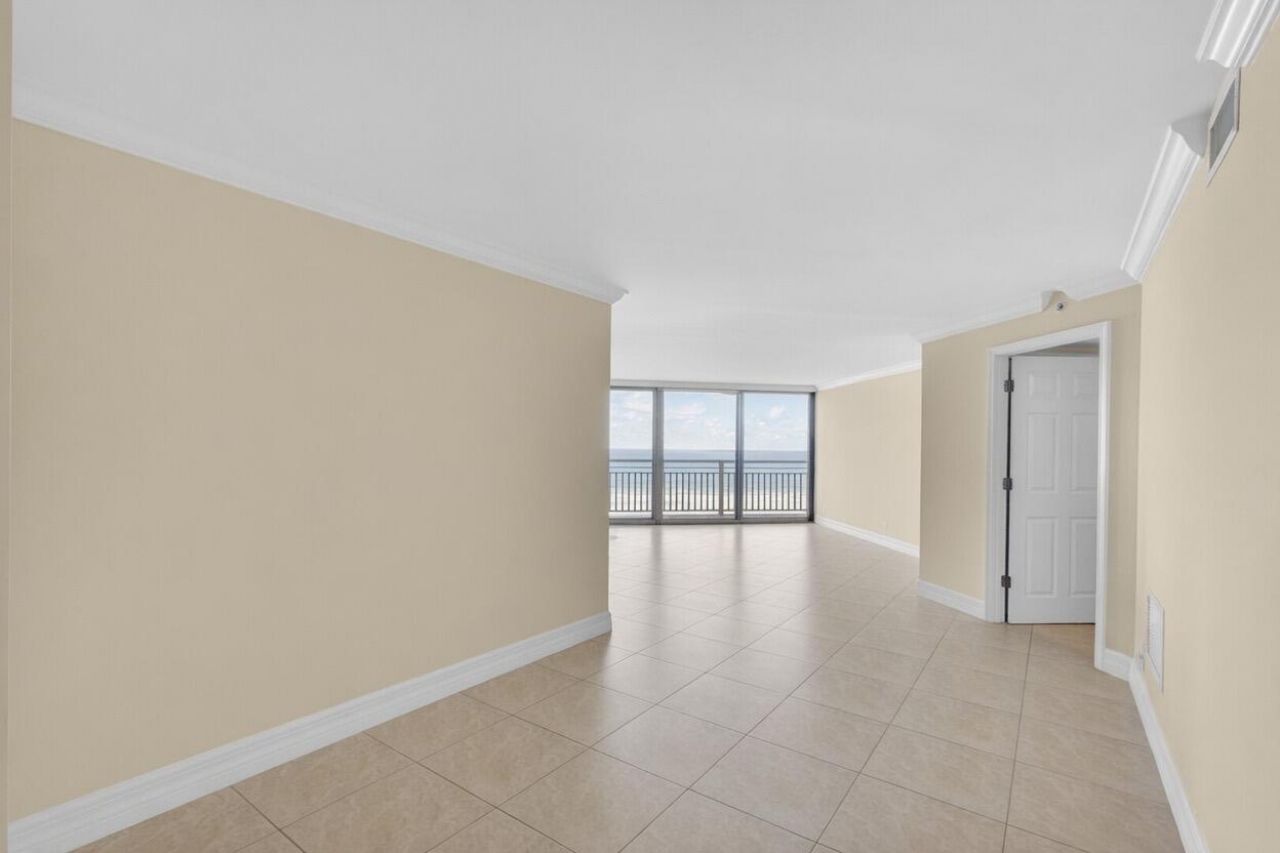 3000 N Ocean Drive, Unit 31 B, Singer Island, FL 33404 Photo