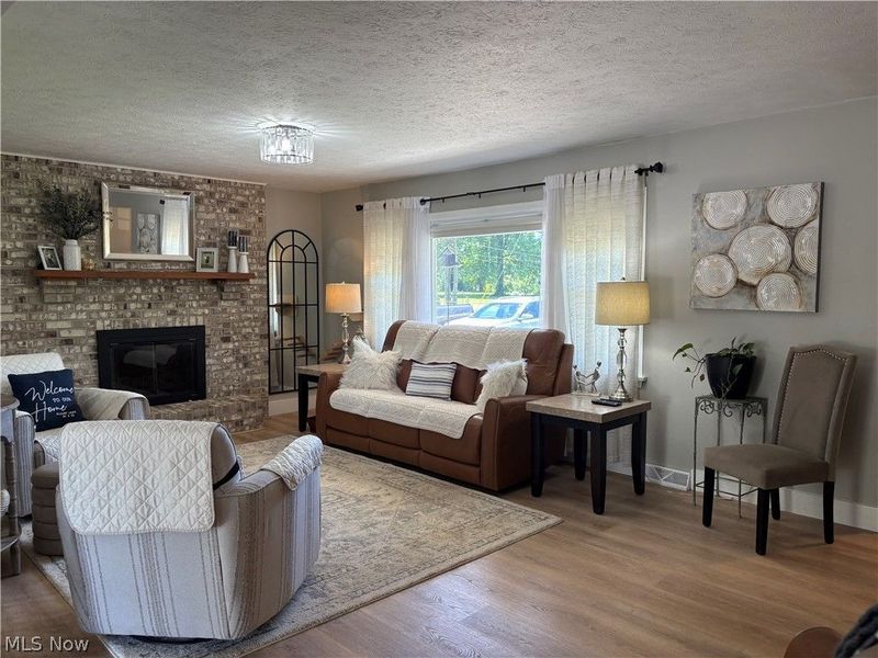 4424 N Lake Road, West Farmington, OH 44491 Photo 4