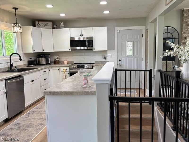 4424 N Lake Road, West Farmington, OH 44491 Photo 6