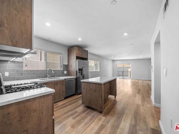 8532 Cashio Street, Unit 101, Los Angeles, CA 90035