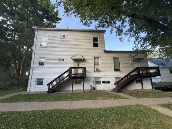 511 W 6th Street, Davenport, IA 52803