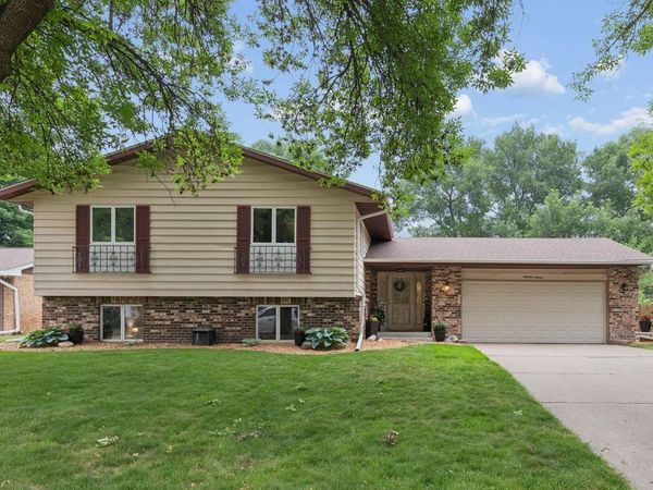 1916 Evergreen Echo, Woodbury, MN 55125