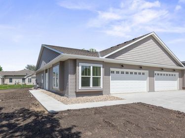 1081 Golf Course Road NW, Hutchinson, MN 55350