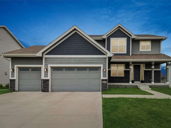 3510 NW Reinhart Drive , Ankeny, IA 50023