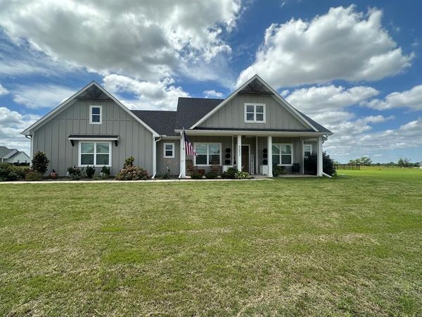 5052 Fox Trot Lane , Caddo Mills, TX 75135
