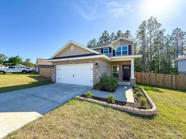 6617 Boatswain Rd, Pensacola, FL 32526
