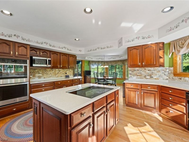 8335 Ravenna Road, Twinsburg, OH 44087 Photo 11