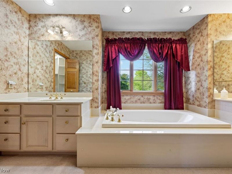 8335 Ravenna Road, Twinsburg, OH 44087 Photo 17