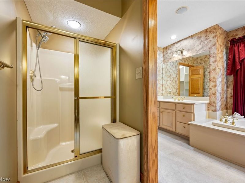 8335 Ravenna Road, Twinsburg, OH 44087 Photo 18