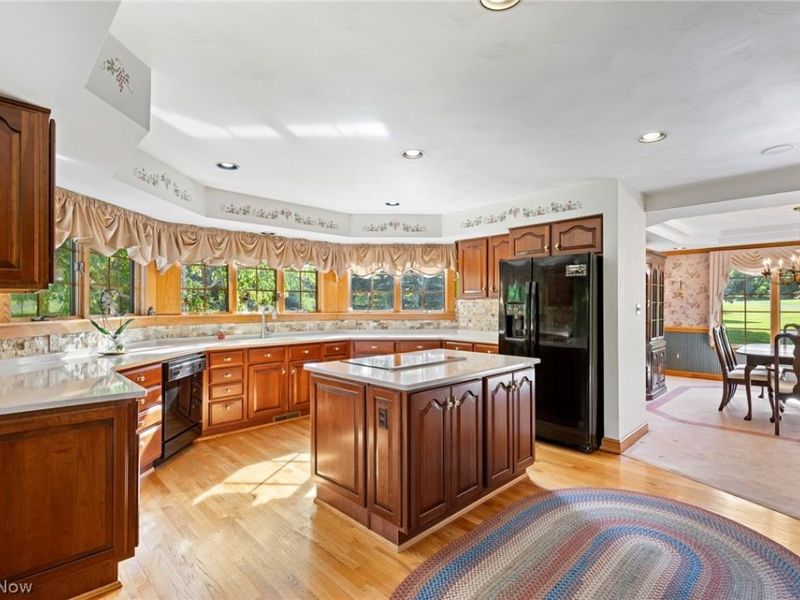 8335 Ravenna Road, Twinsburg, OH 44087 Photo 9