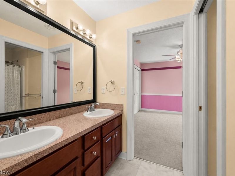6424 Oak Point Estates, Lorain, OH 44053 Photo 29