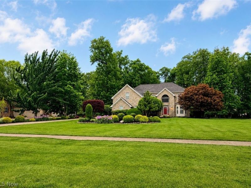 6424 Oak Point Estates, Lorain, OH 44053 Photo 3