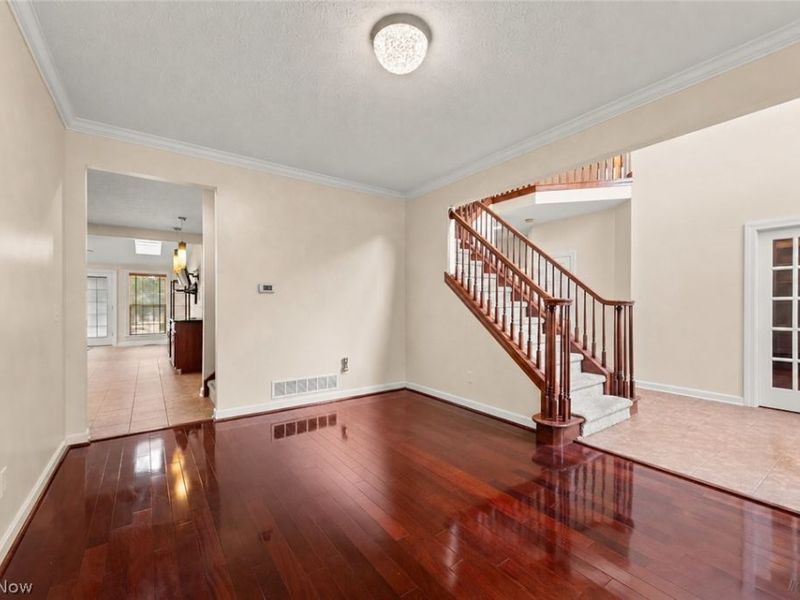 6424 Oak Point Estates, Lorain, OH 44053 Photo 5