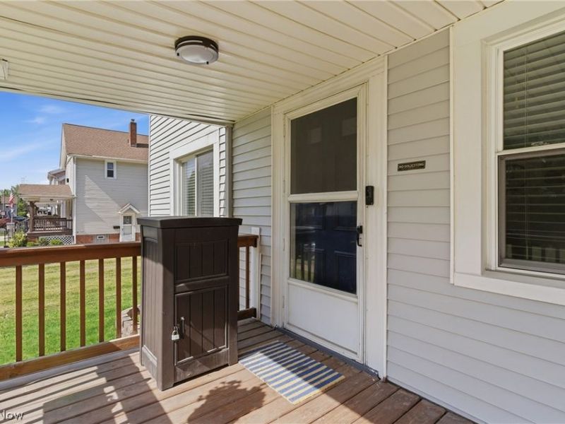 3875 E 38th Street, Newburgh Heights, OH 44105 Photo 2