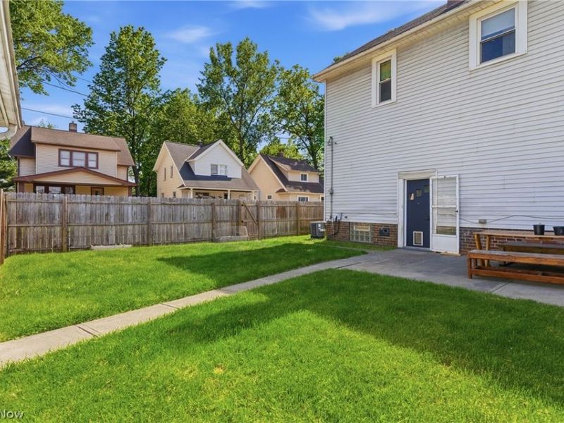3875 E 38th Street, Newburgh Heights, OH 44105 Photo 28