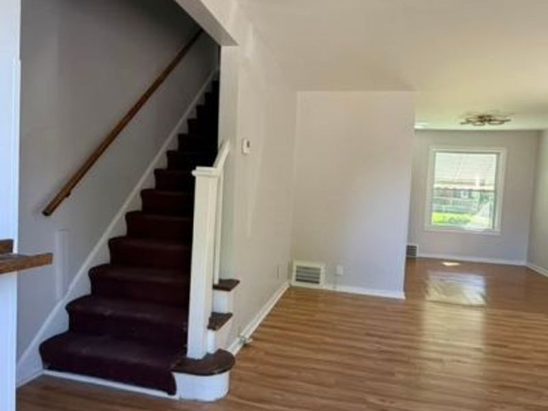 1527 Babbitt Road, Euclid, OH 44132 Photo 9