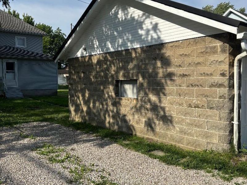 138 W Mark Street , Marion, OH 43302 Photo 5