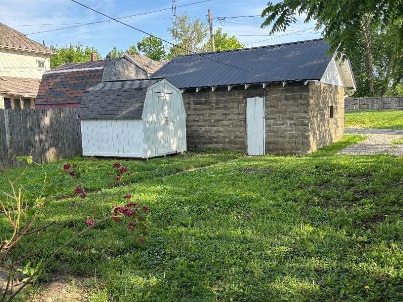 138 W Mark Street , Marion, OH 43302 Photo 6