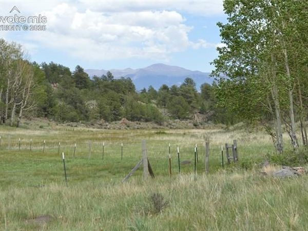 344 Valley Road, Guffey, CO 80820