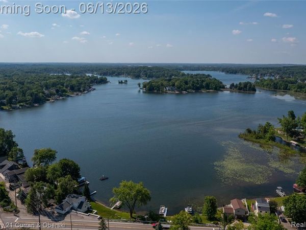7224 Andersonville Road, Independence Twp, MI 48346