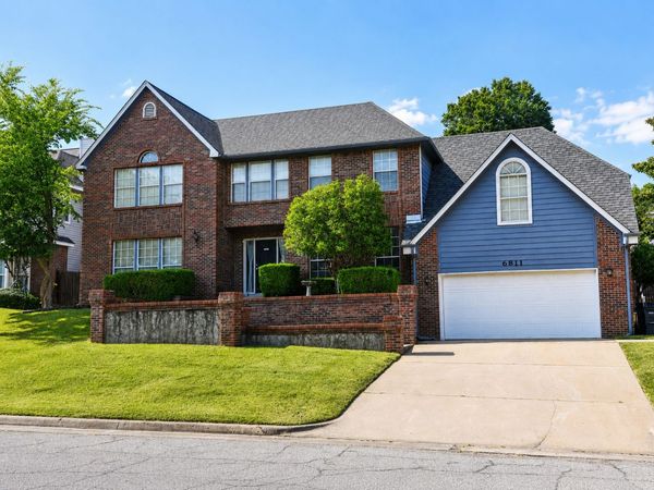 6811 E 65th Place, Tulsa, OK 74133