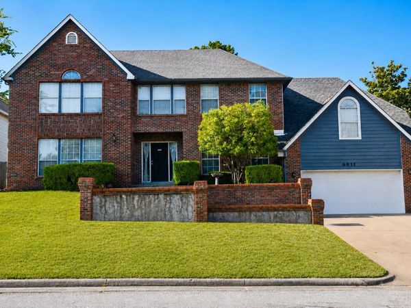 6811 E 65th Place, Tulsa, OK 74133