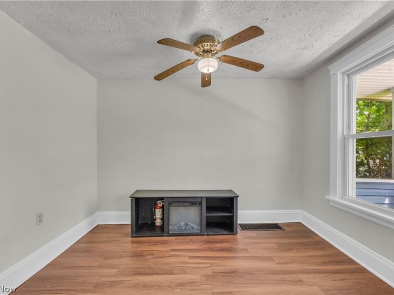 4120 E 141st Street, Cleveland, OH 44128 Photo 6