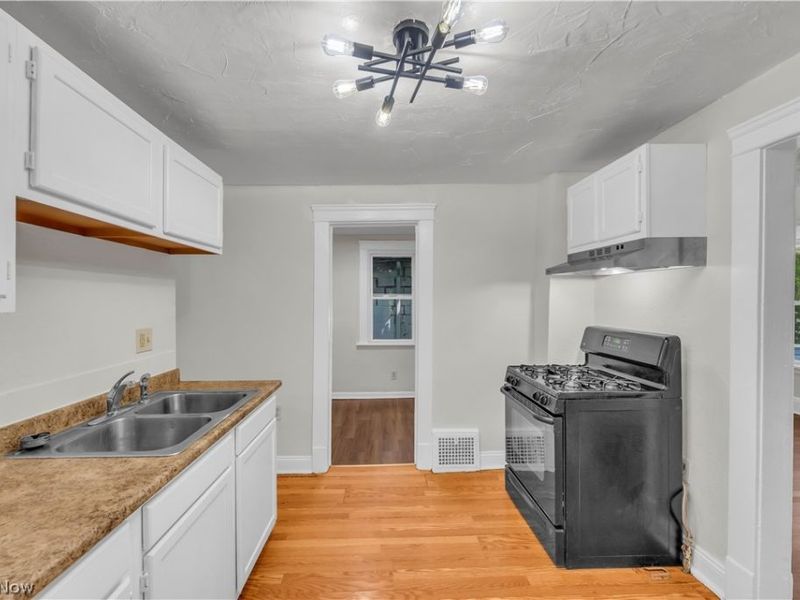 4120 E 141st Street, Cleveland, OH 44128 Photo 8