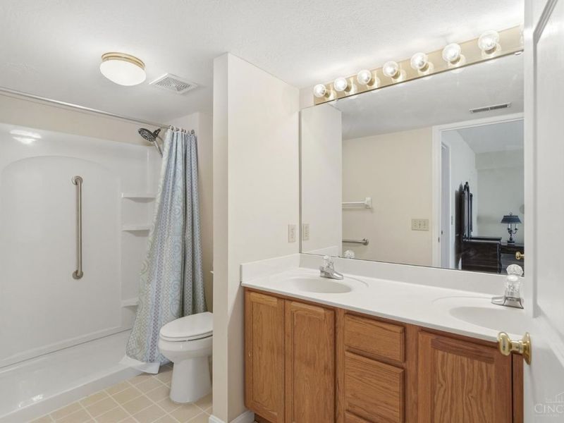 843 Neeb Road, Unit 1, Delhi Twp, OH 45233 Photo 20