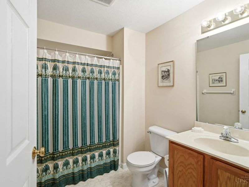 843 Neeb Road, Unit 1, Delhi Twp, OH 45233 Photo 24