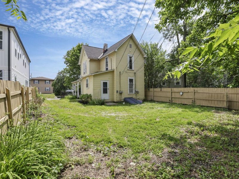 2579 Dayton Avenue, Columbus, OH 43202 Photo 8